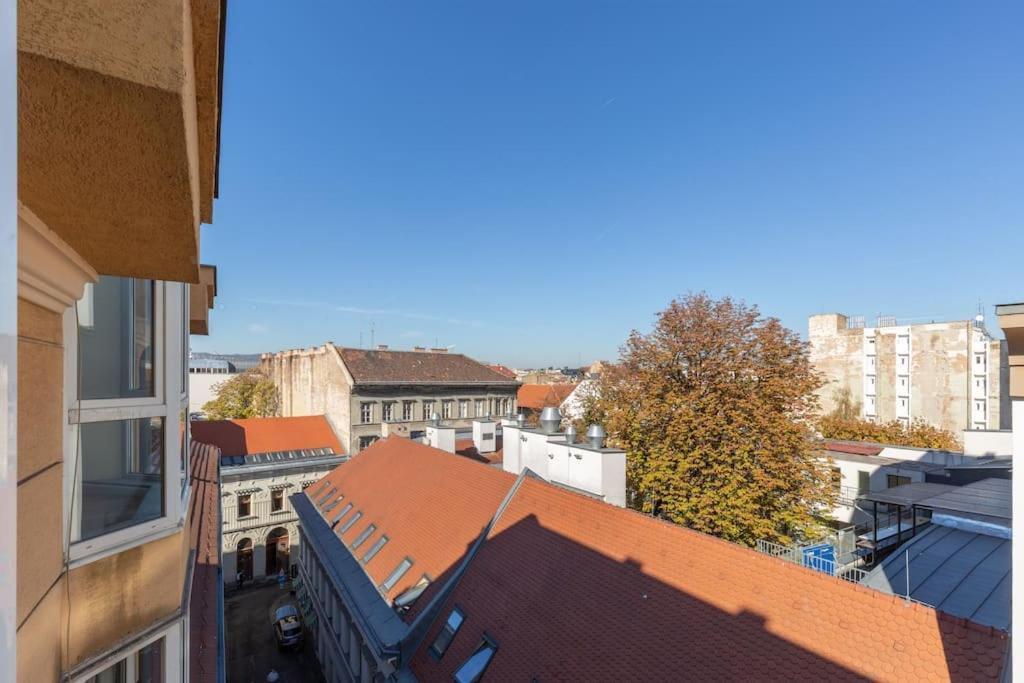 S22 Apartment Budapest Bagian luar foto